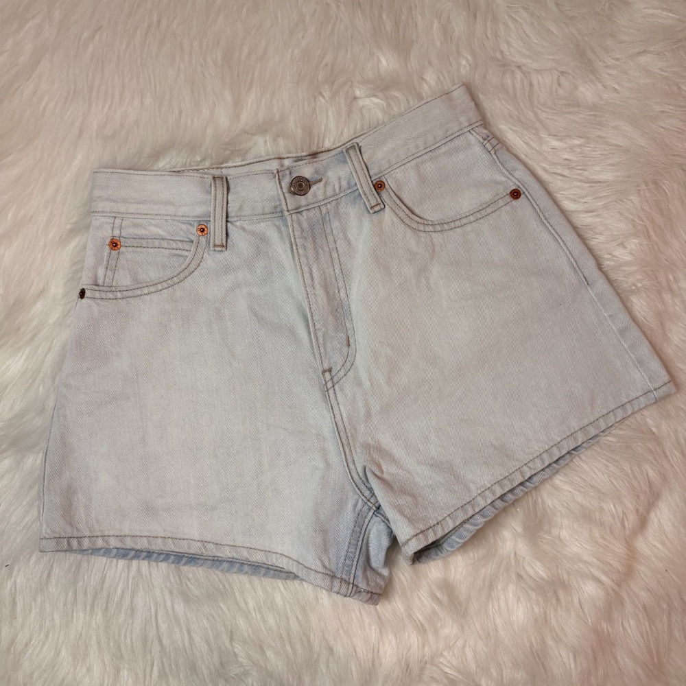 Levi’s Premium Light Wash High Waisted Mom Shorts
